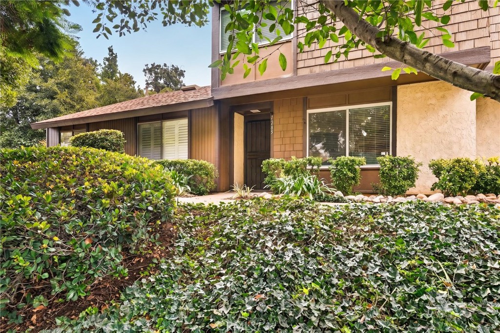 1285 Tarryglen Ln