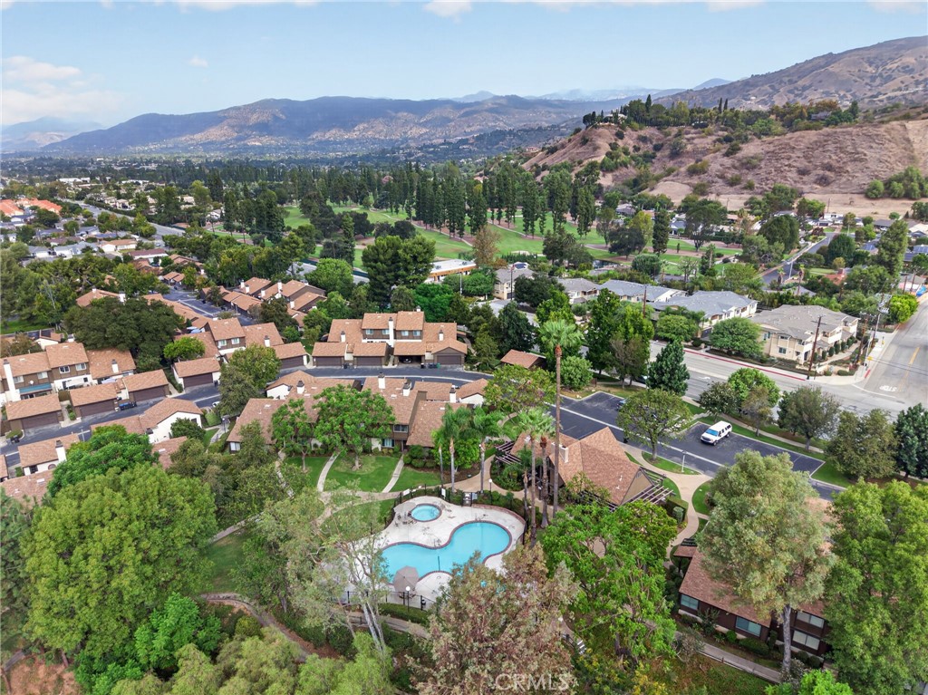 1285 Tarryglen Ln