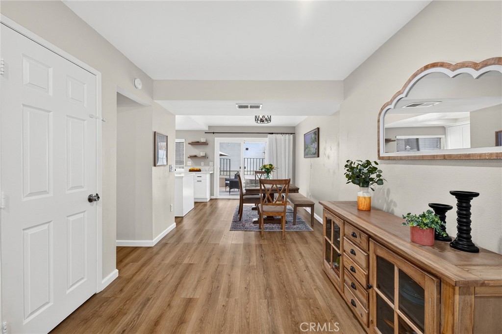 1285 Tarryglen Ln