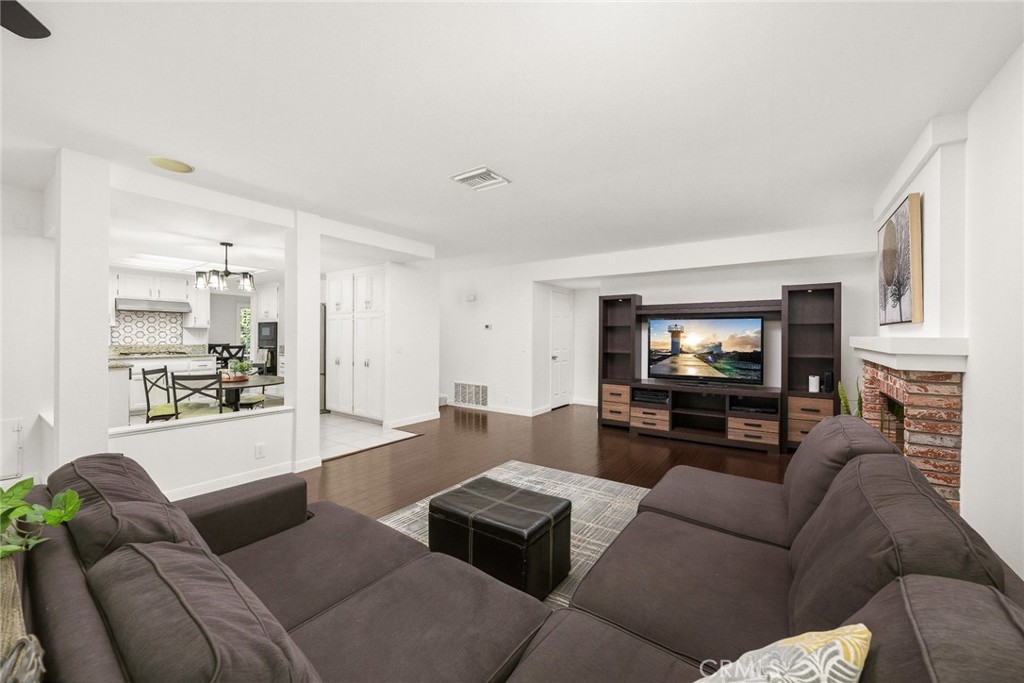 1957 Avenida Monte Vista