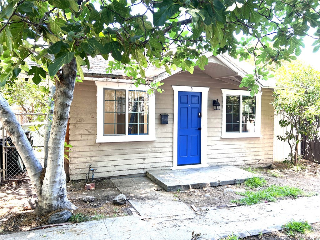 170 N Holliston Avenue 5