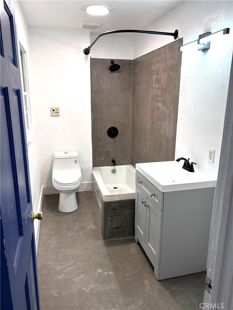 170 N Holliston Avenue 5