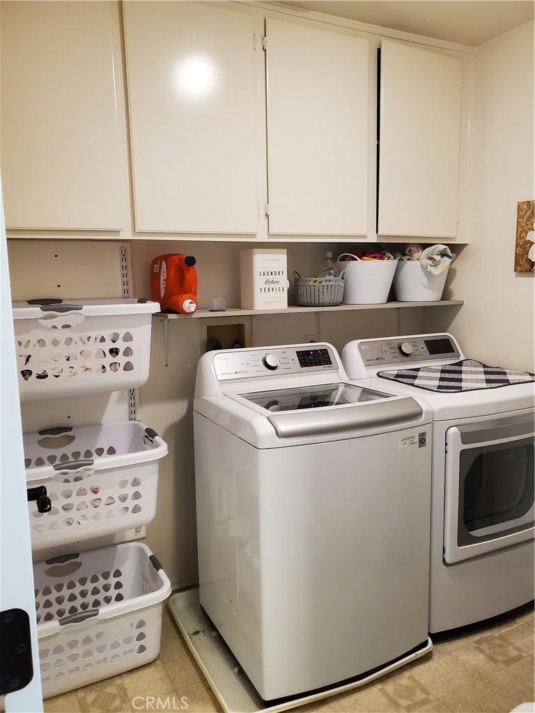 717 Windbound Avenue