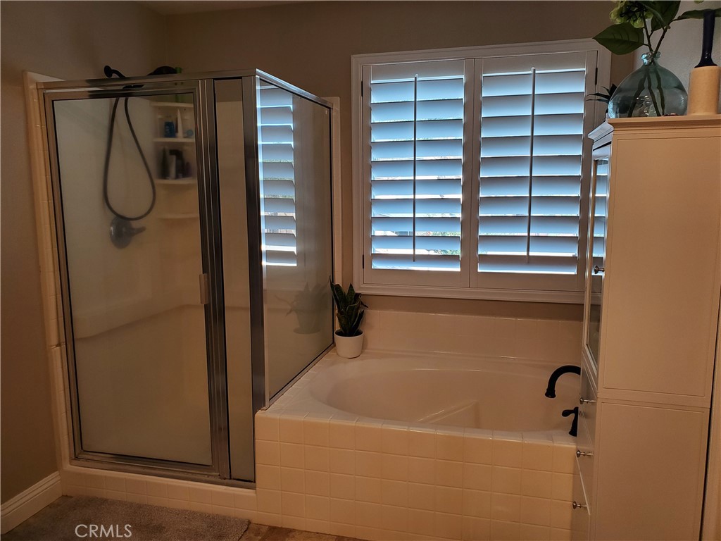 717 Windbound Avenue