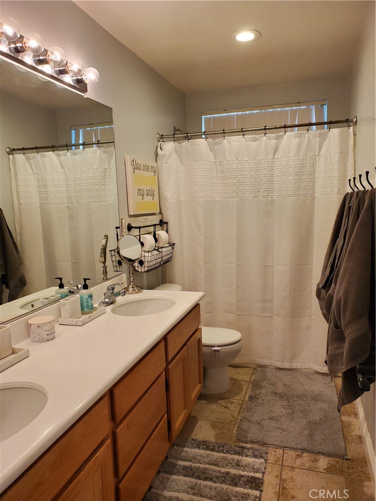 717 Windbound Avenue