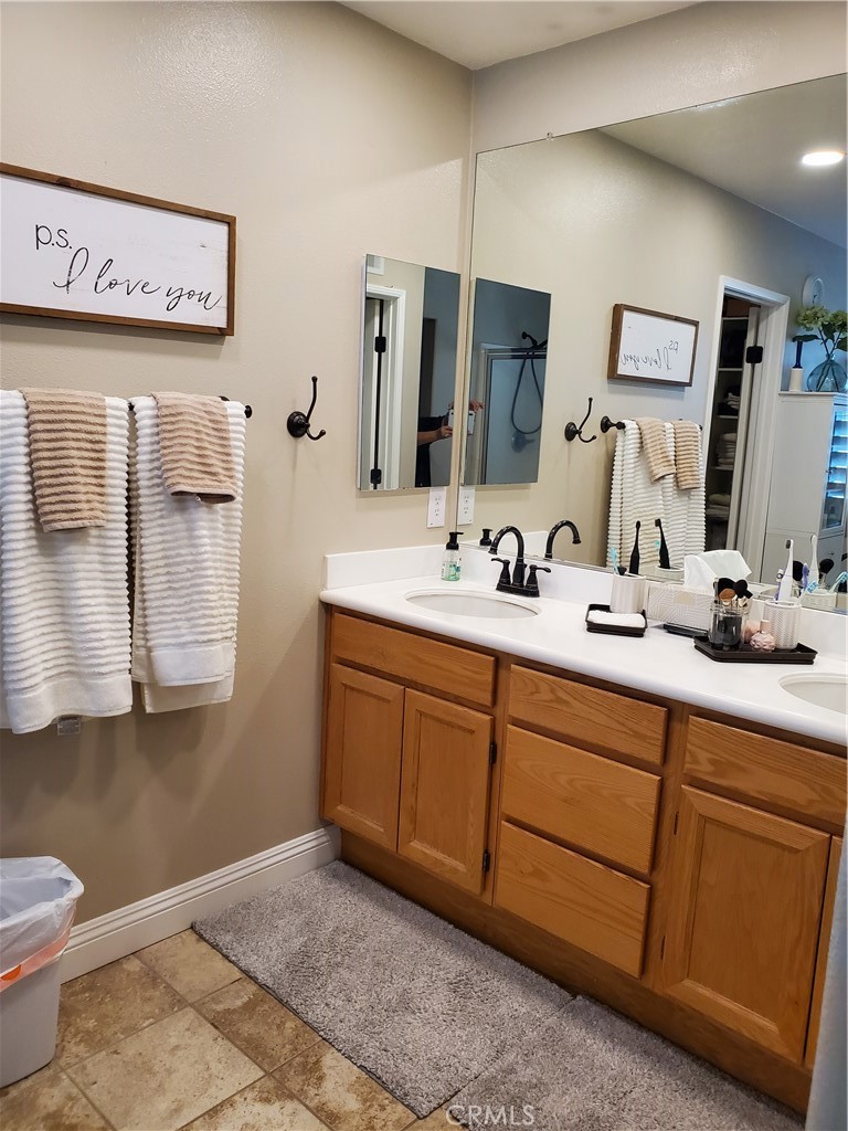 717 Windbound Avenue