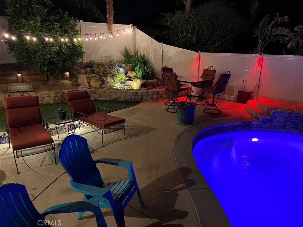 717 Windbound Avenue