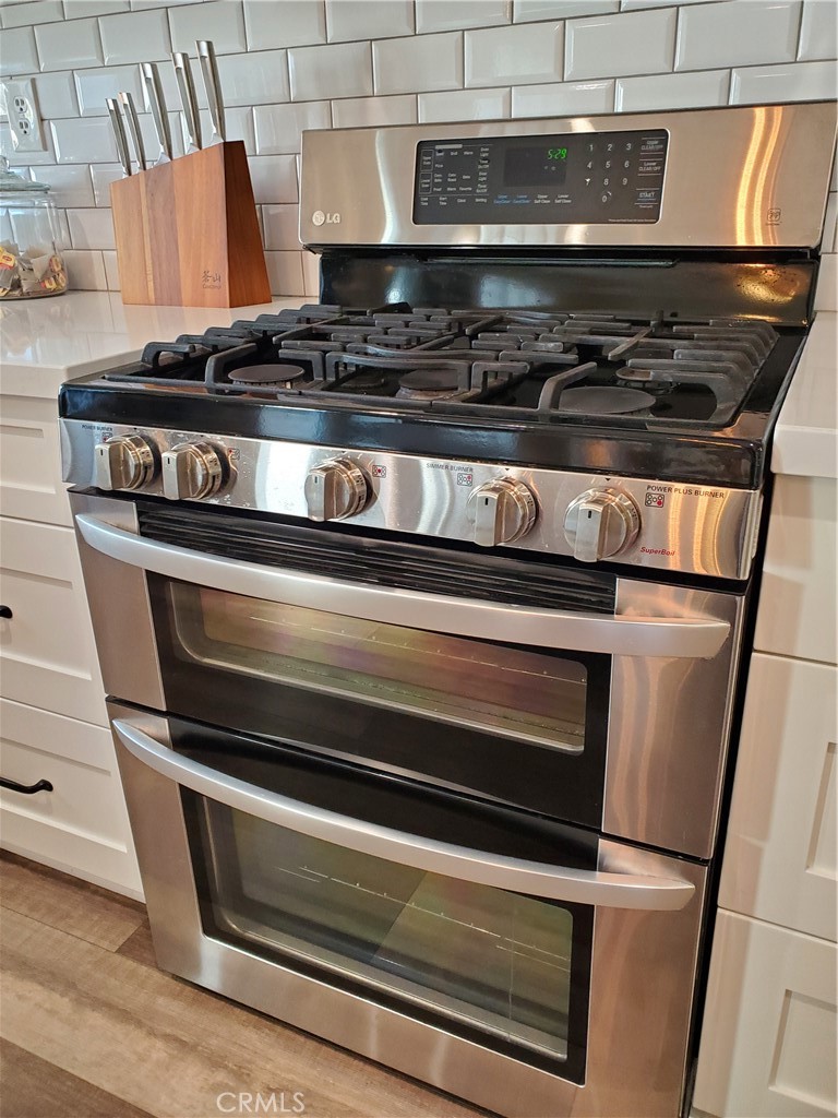 717 Windbound Avenue