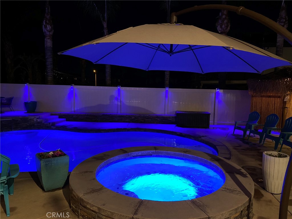 717 Windbound Avenue