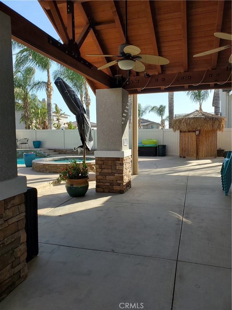 717 Windbound Avenue