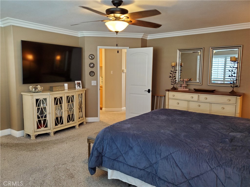 717 Windbound Avenue