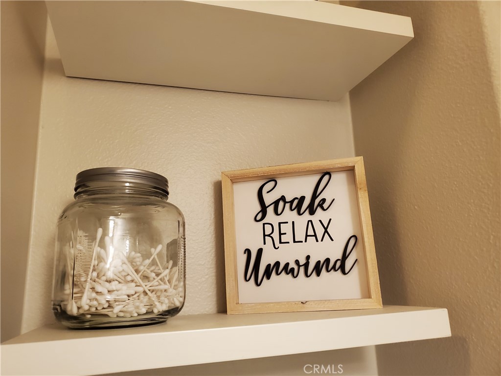 717 Windbound Avenue