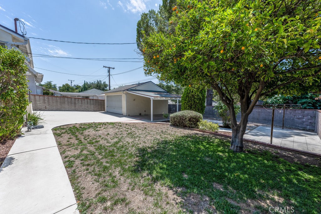2644 Mayfield Avenue