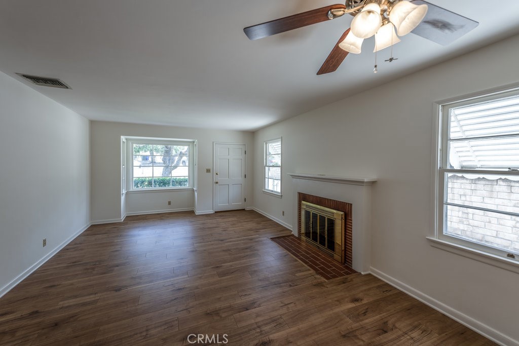 2644 Mayfield Avenue