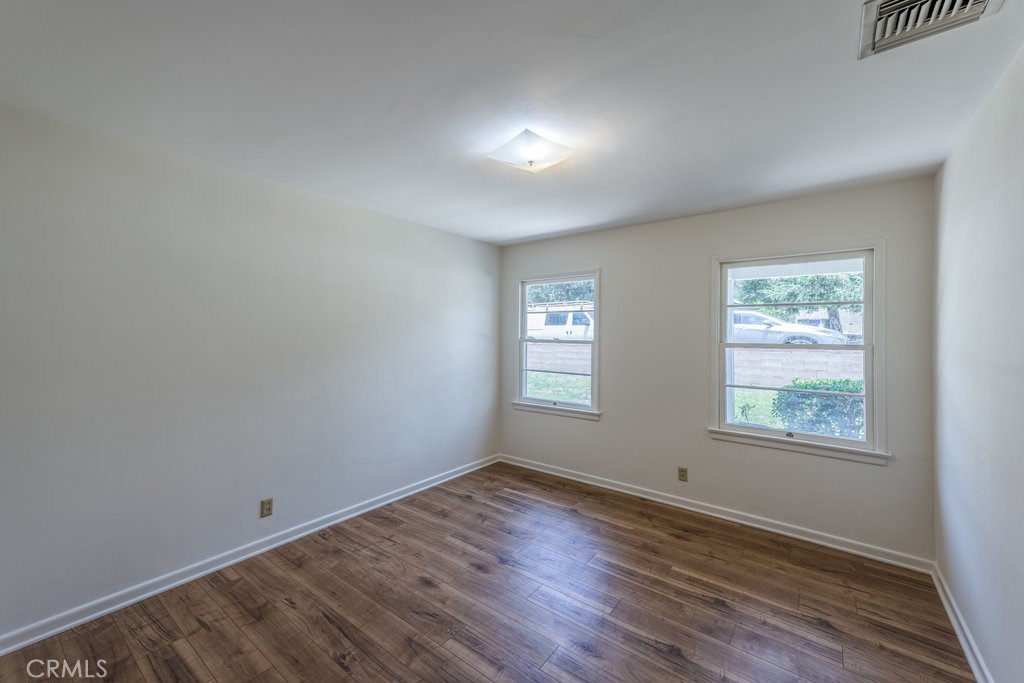 2644 Mayfield Avenue