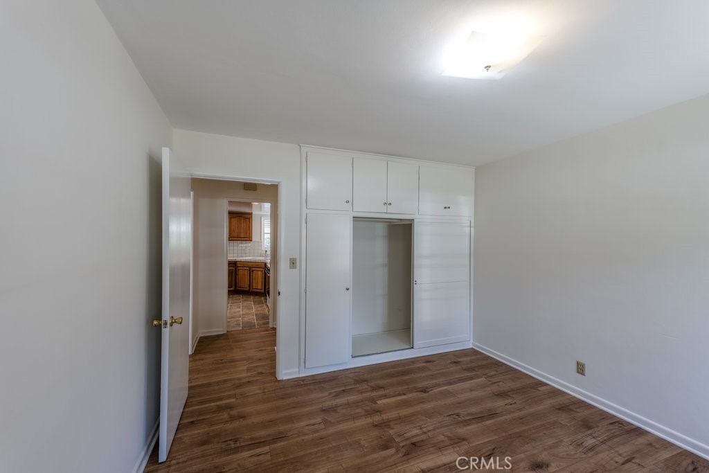 2644 Mayfield Avenue