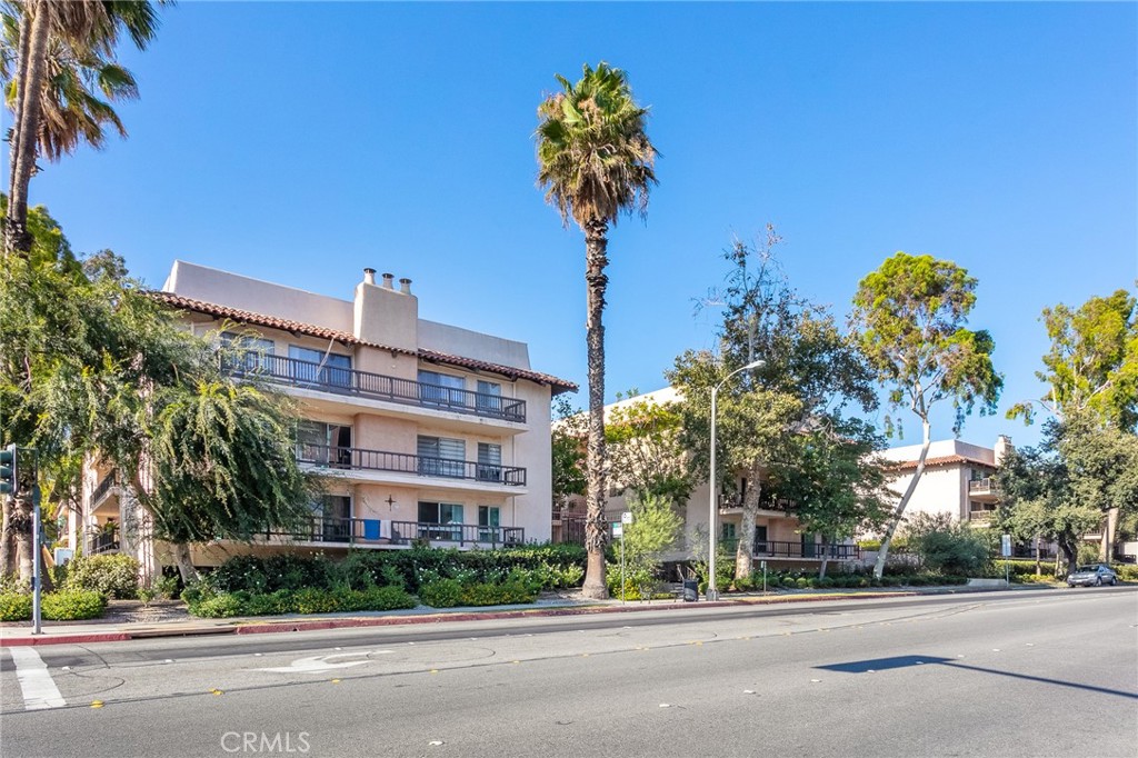 1127 E Del Mar Boulevard Unit: 113