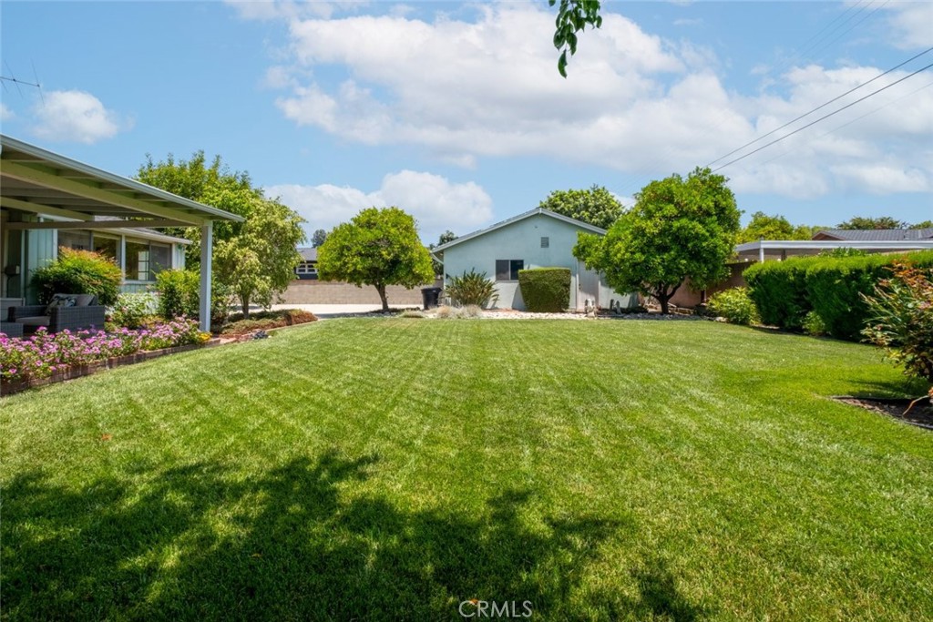 1902 E Greenville Drive