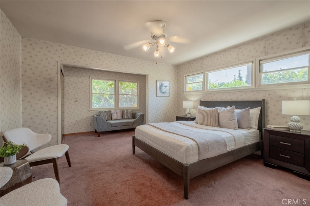 1902 E Greenville Drive