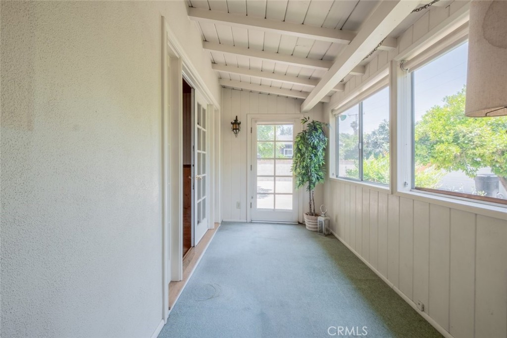 1902 E Greenville Drive