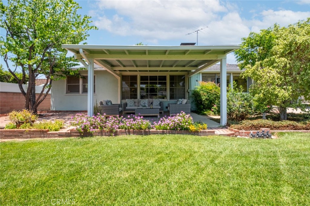 1902 E Greenville Drive
