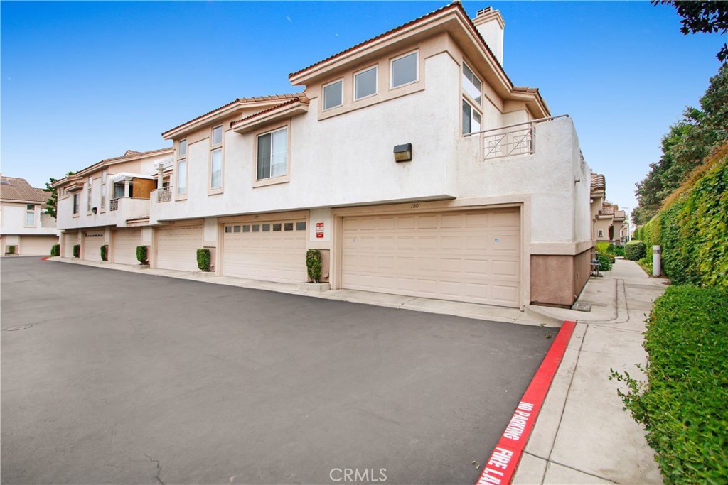 1050 N Turner Avenue 180