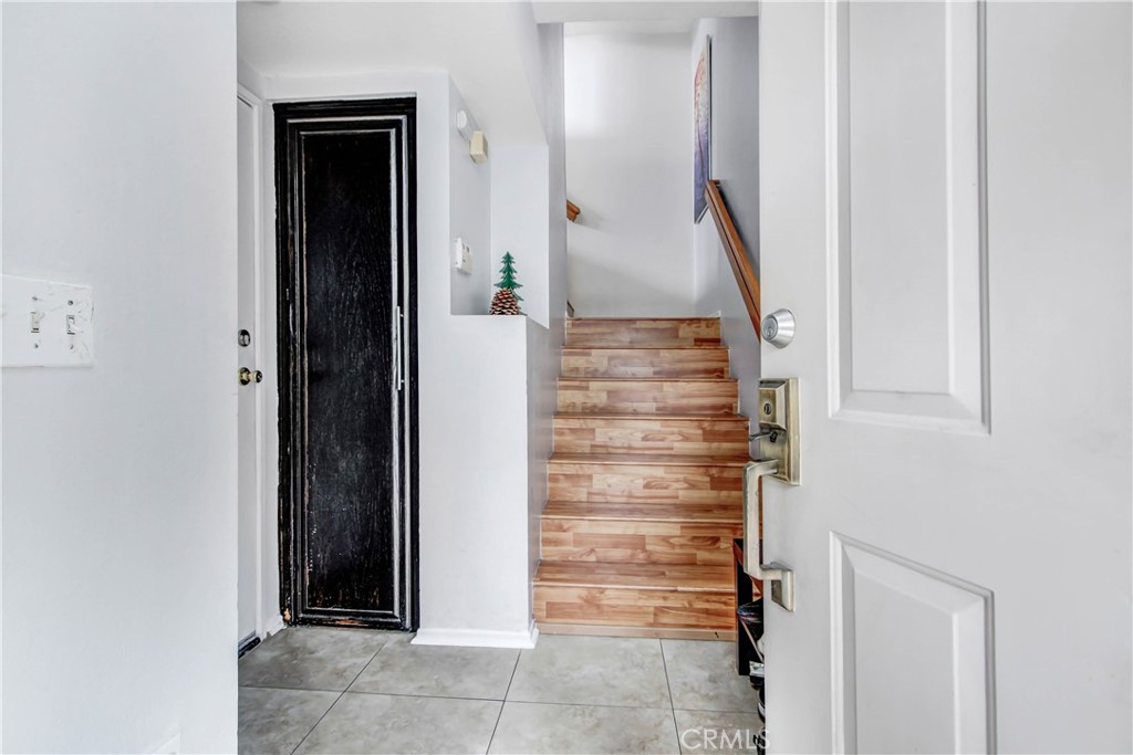 1050 N Turner Avenue 180