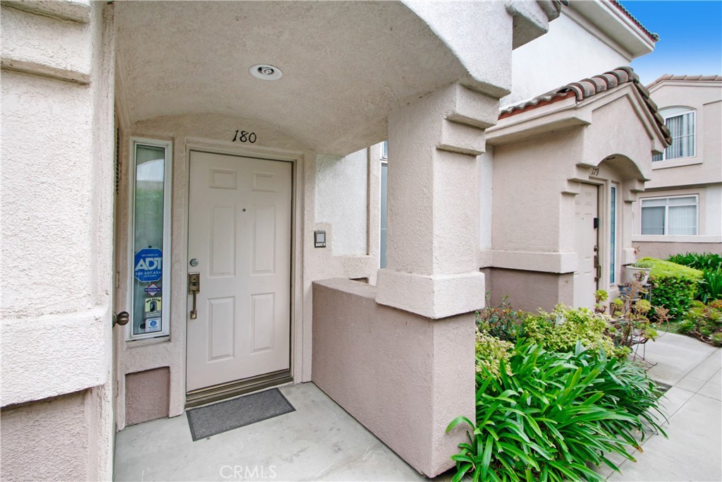 1050 N Turner Avenue 180