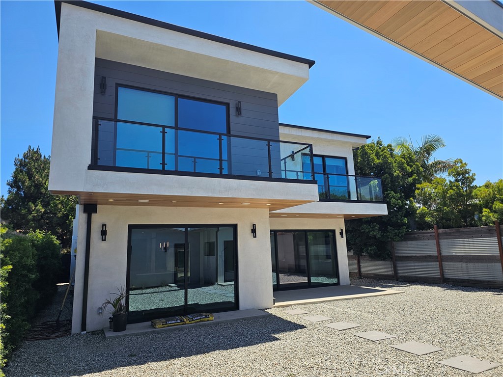 2825 Virginia Avenue