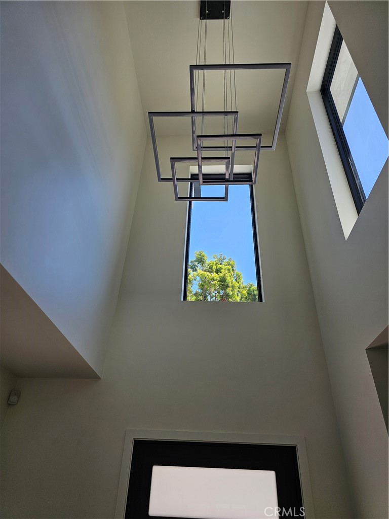 2825 Virginia Avenue