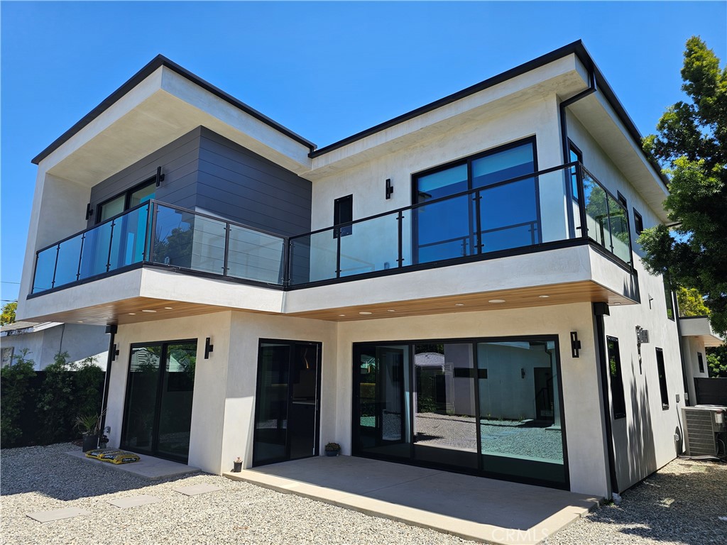 2825 Virginia Avenue