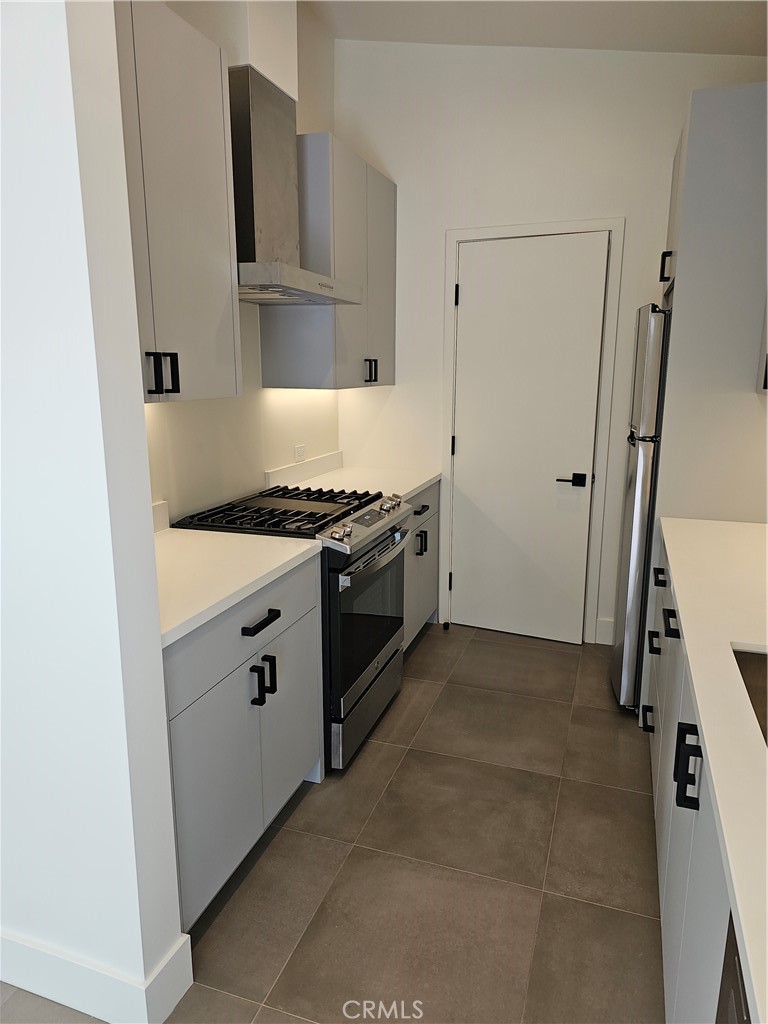 2825 Virginia Avenue