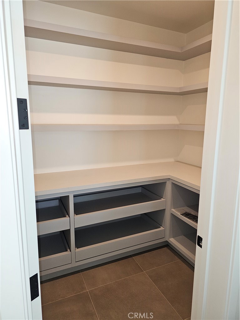 2825 Virginia Avenue