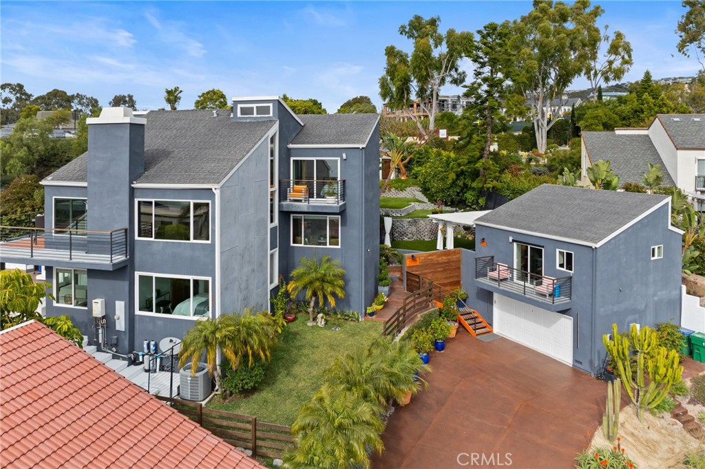 2130 Hillview Drive