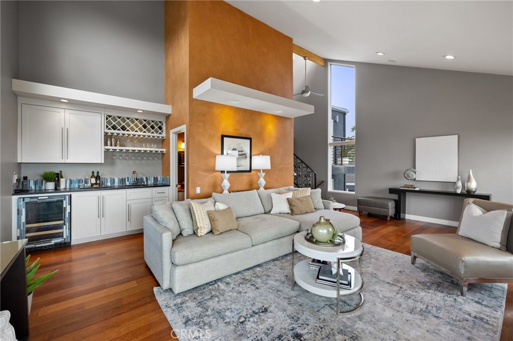 2130 Hillview Drive
