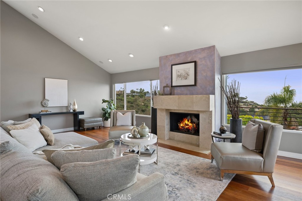 2130 Hillview Drive