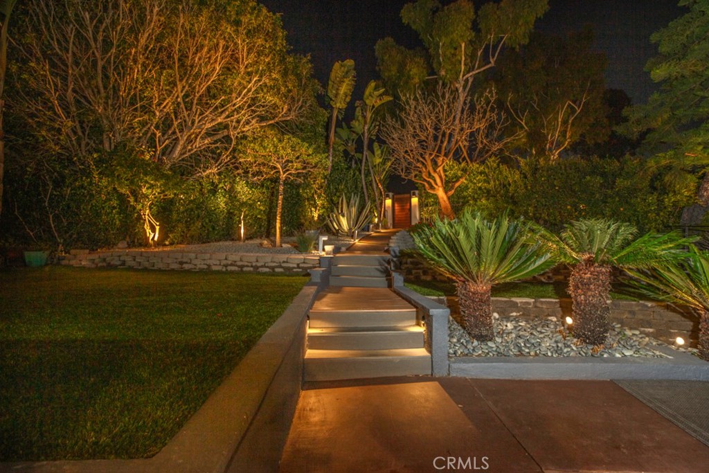 2130 Hillview Drive