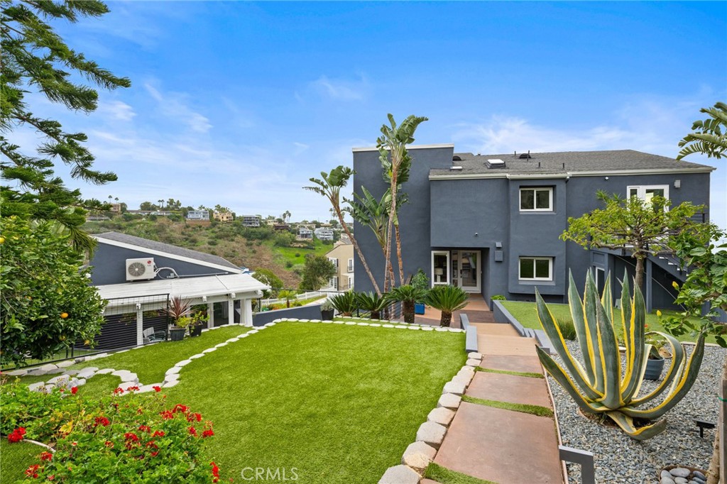 2130 Hillview Drive
