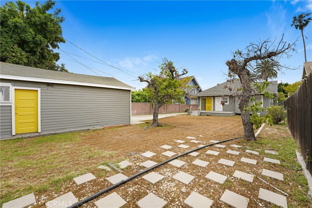 142 S Ardmore Avenue