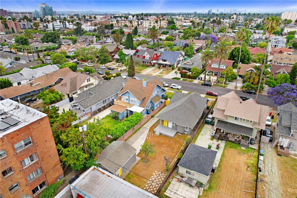 142 S Ardmore Avenue