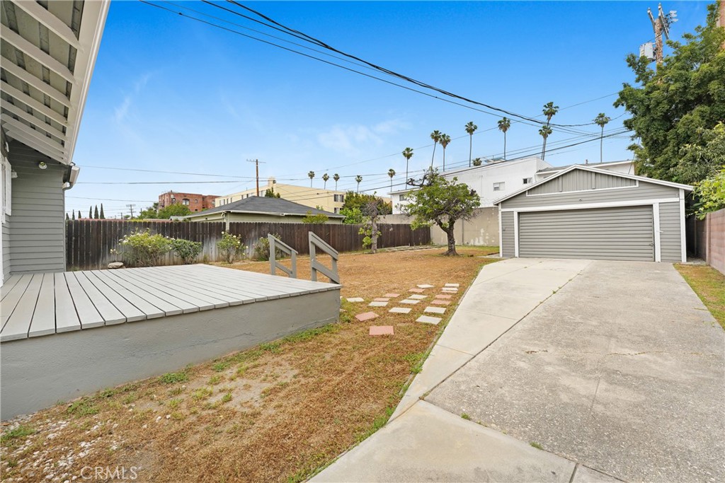 142 S Ardmore Avenue