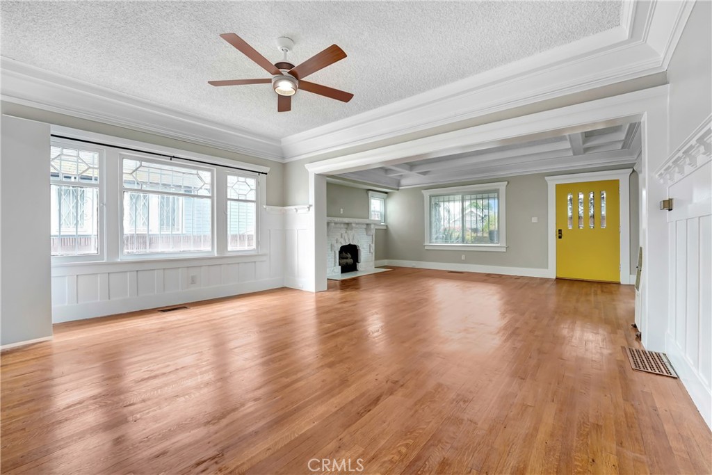 142 S Ardmore Avenue