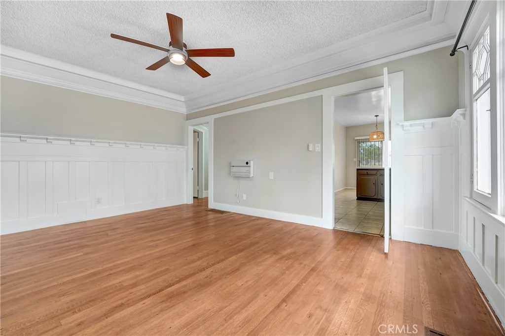 142 S Ardmore Avenue