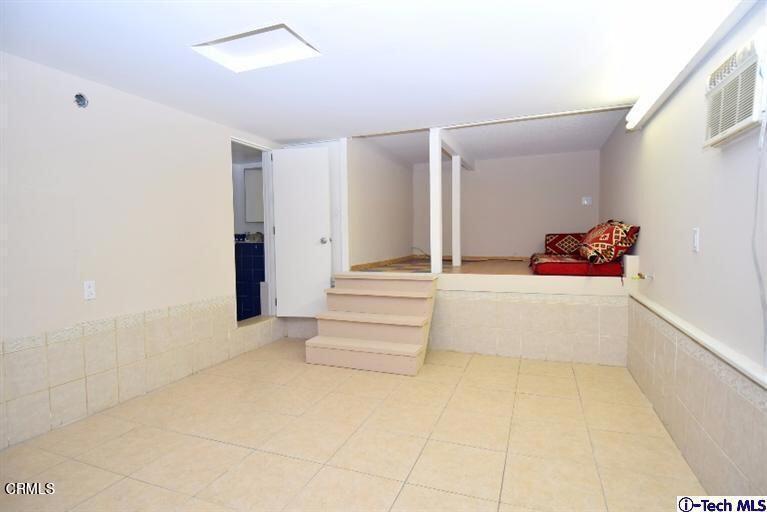 3220 Henrietta Avenue