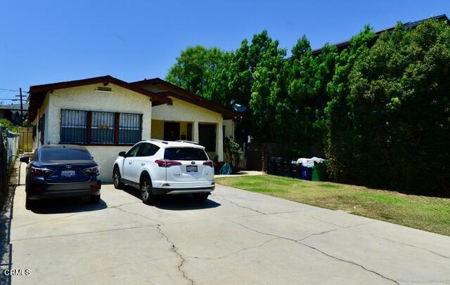 215 S Soto Street