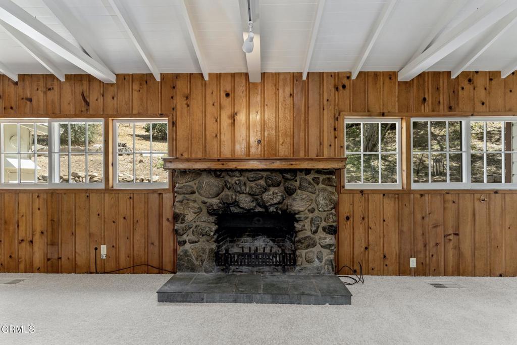 9710 Mistletoe Road