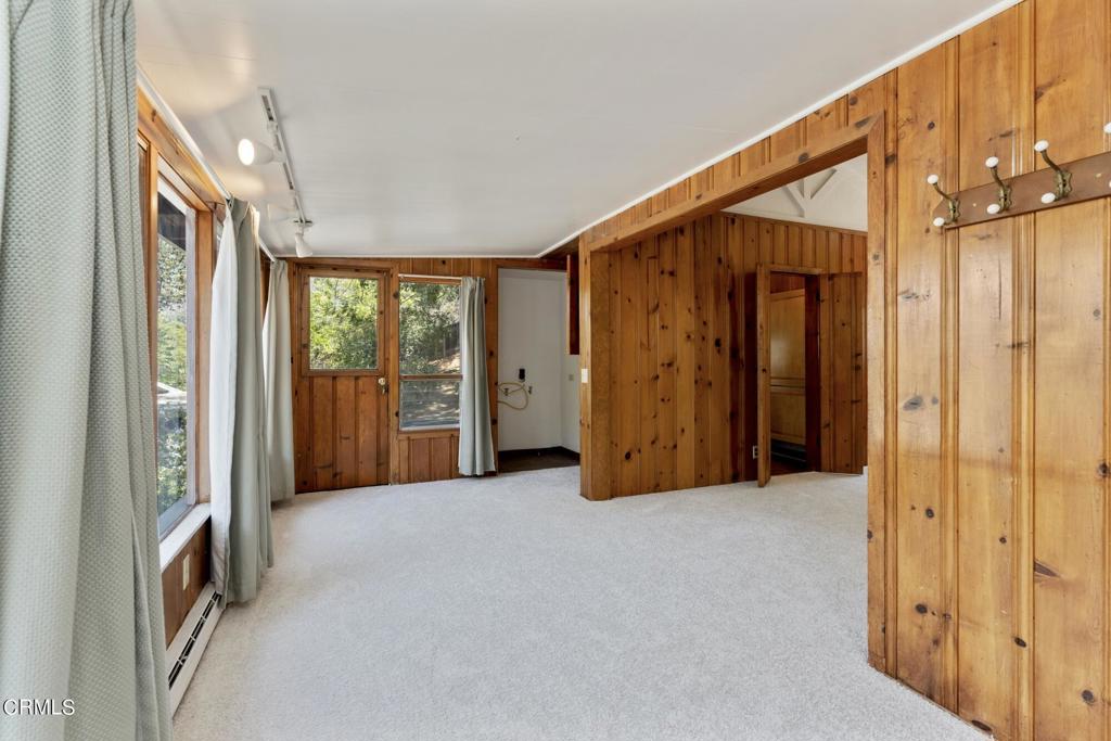 9710 Mistletoe Road