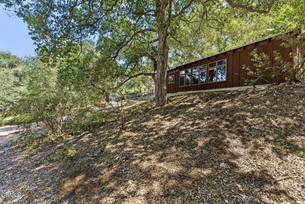 9710 Mistletoe Road