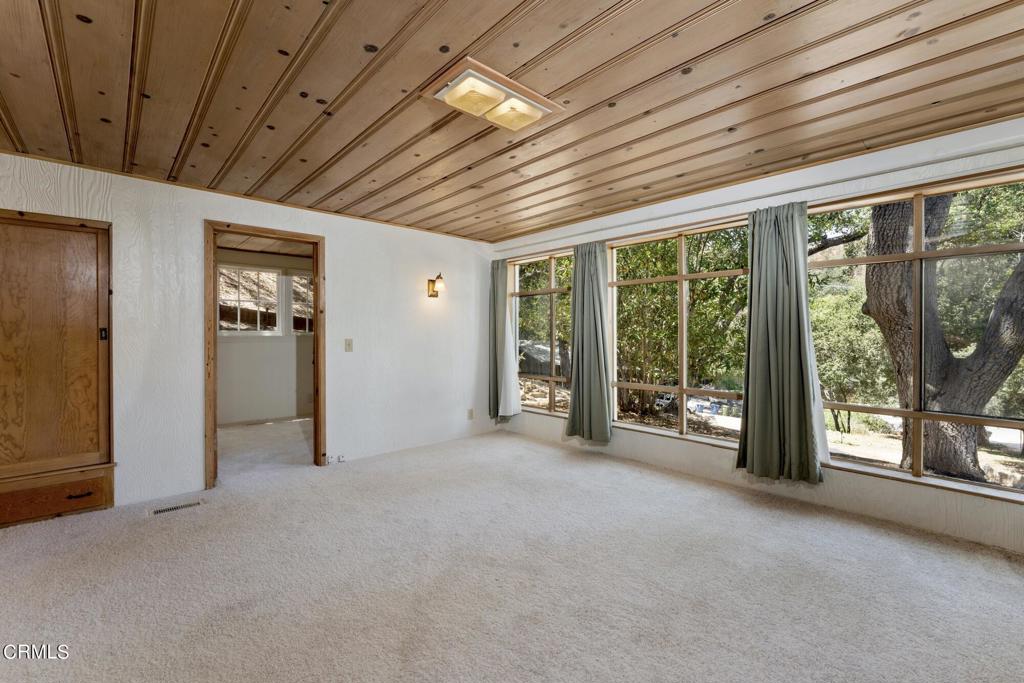 9710 Mistletoe Road