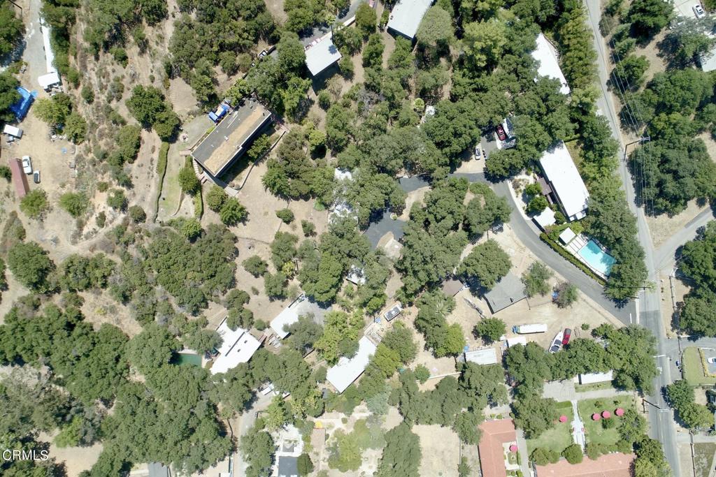 9710 Mistletoe Road